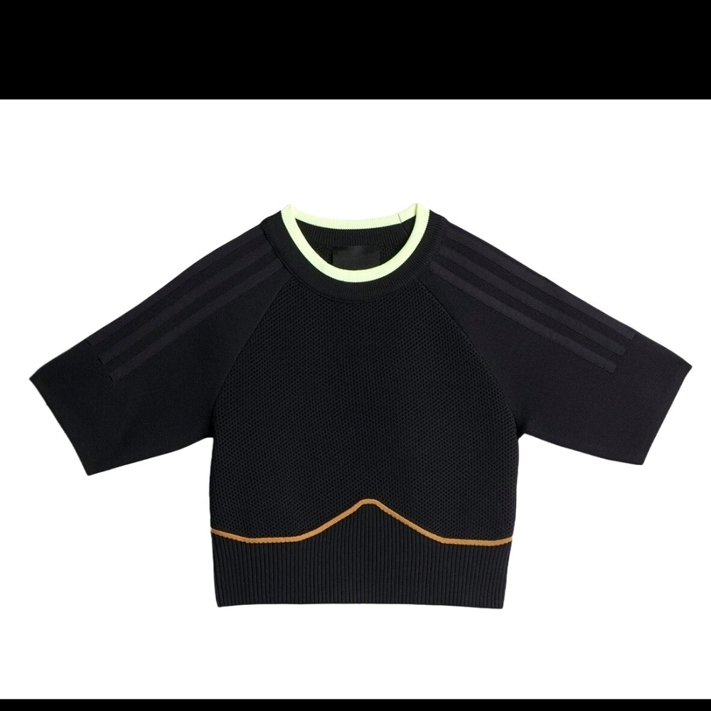 IVY PARK Black and Yellow Crop Top